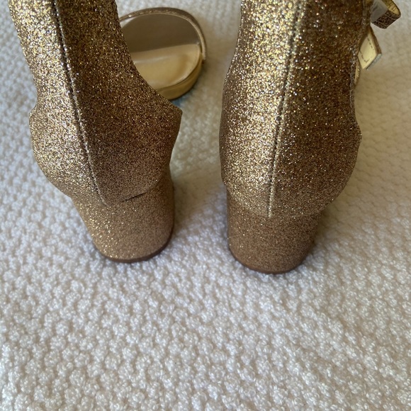 Never worn (straps still wrapped), Betsey Johnson light pink, sparkly pumps. - Picture 5 of 6